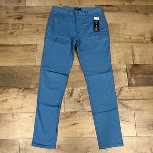 TAYLRD Men’s Size 33x34 Blue Chino Straight Leg Pants 4 Way Stretch NWT!